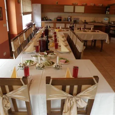 Gasthof Kuningatalu Holiday Võru